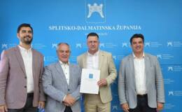 Gradu Vrgorcu gotovo 7.000 eura za stipendije deficitarnih zanimanja